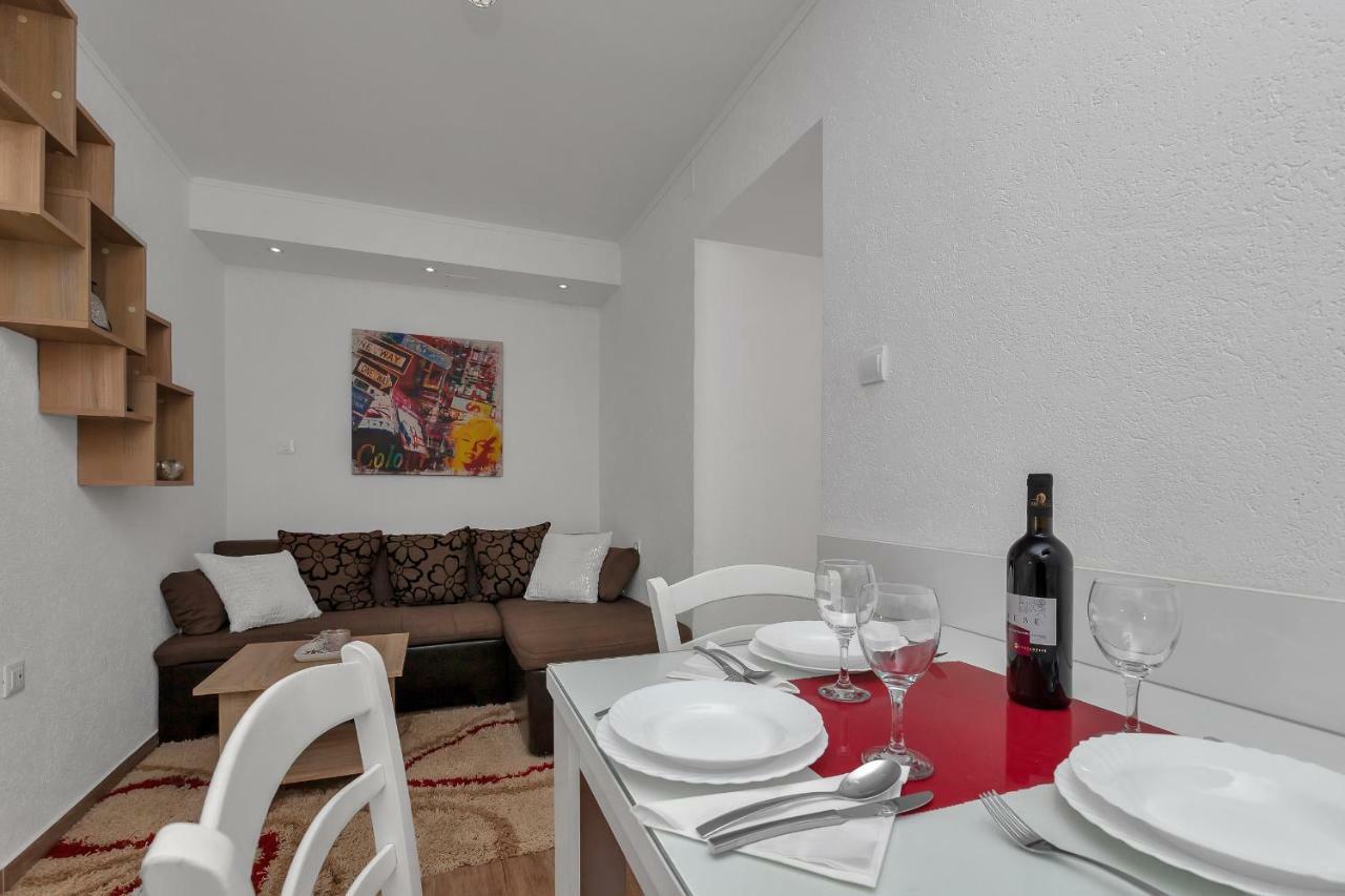 Apartmani Mona Makarska Exterior photo