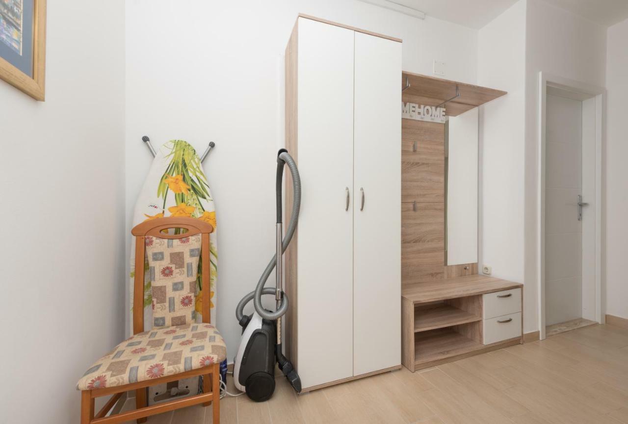 Apartmani Mona Makarska Exterior photo