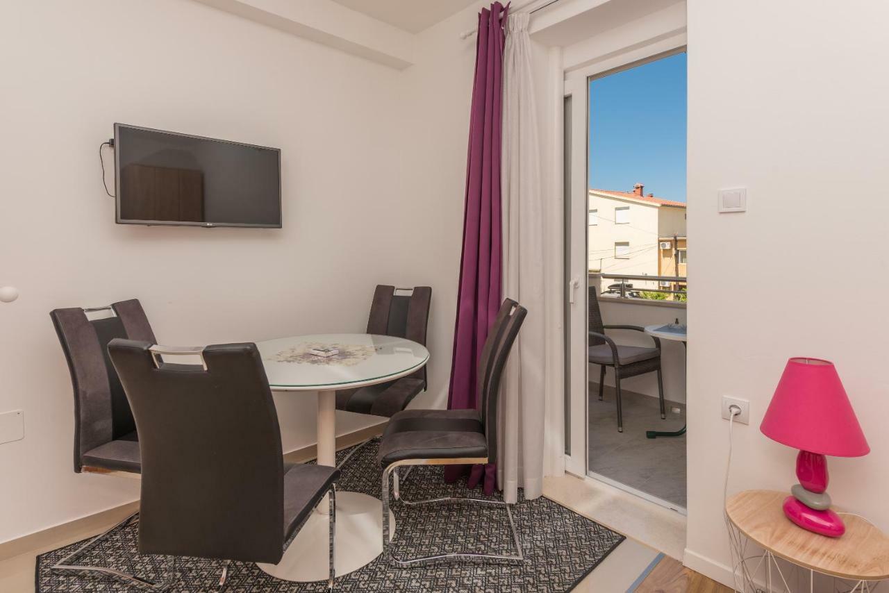 Apartmani Mona Makarska Exterior photo