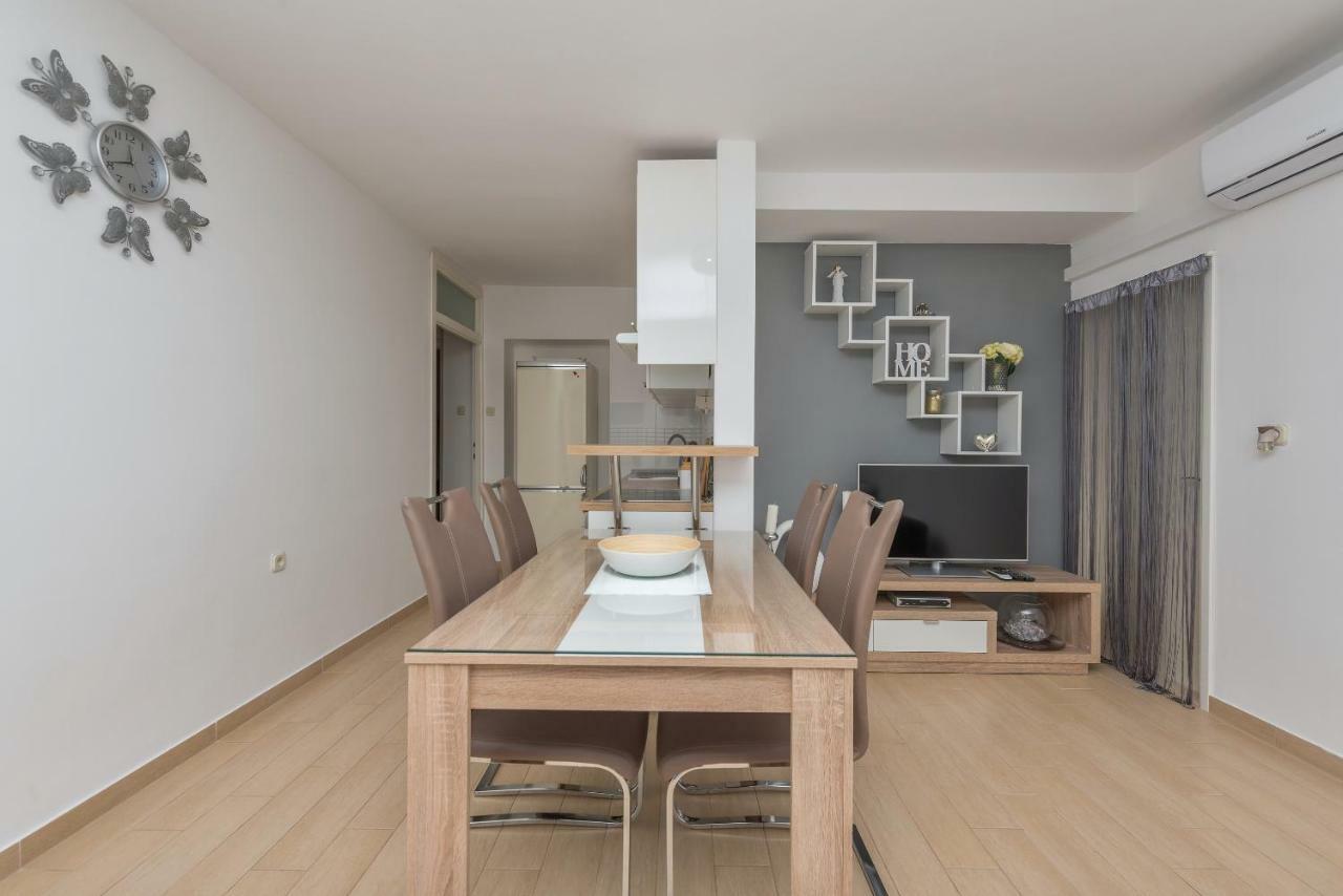 Apartmani Mona Makarska Exterior photo
